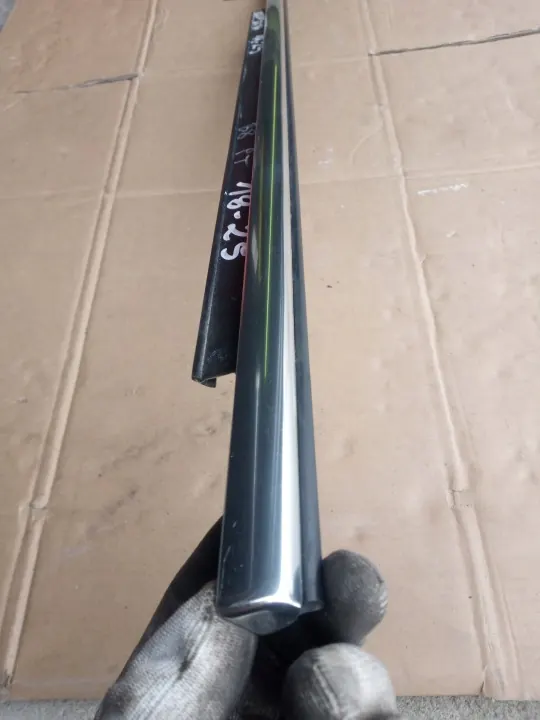 OEM 8K0853764H dörrskrapa höger bak Audi A4 B8 image 7