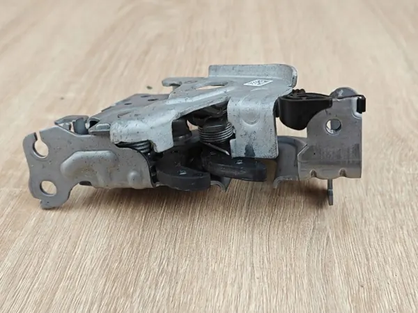 Fecho de capô direito OEM 7468348 para BMW G26 G20 G21 image 3