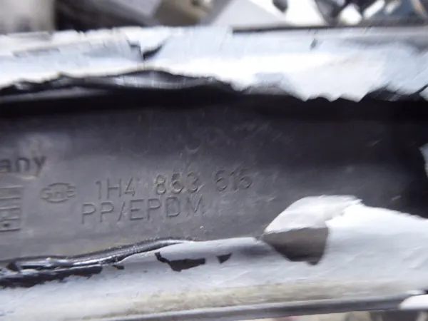 Door Trim Mouldings Left Side Complete Golf III 92-97 image 8