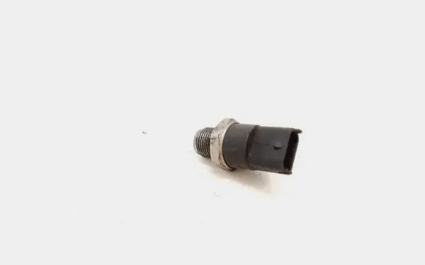 Capteur de pression de carburant Volvo OE 30637412 - Occasion image 2