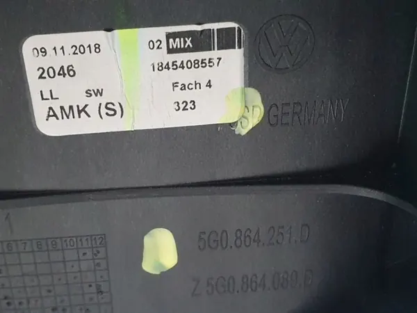 OEM 5G0864207F Keskikonsolin käsinoja VW Golf VII:lle image 6