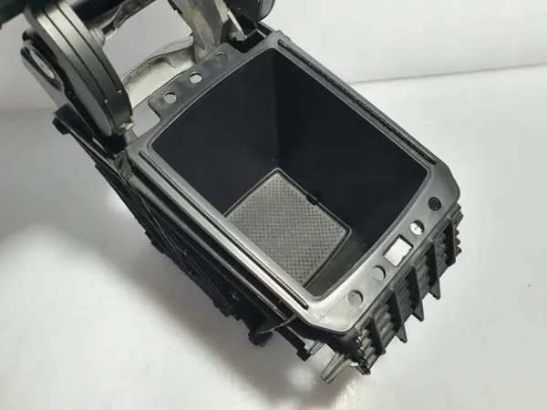 OEM 5G0864207F Keskikonsolin käsinoja VW Golf VII:lle image 9