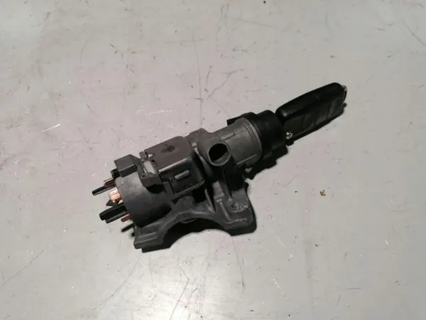 Contacteur d'allumage OEM 4B0905851F Skoda Superb I image 3