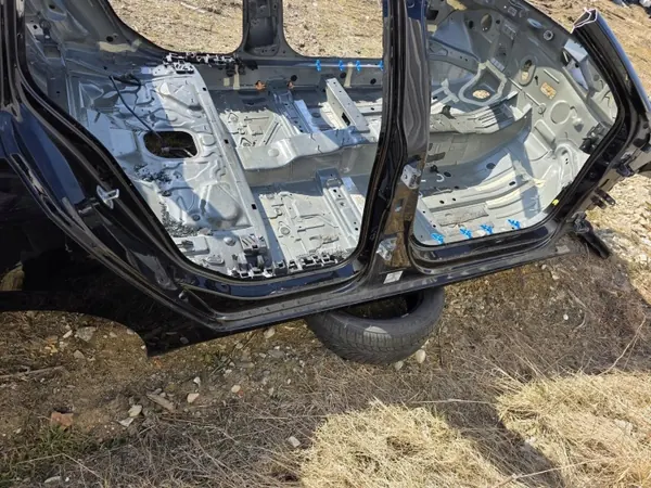 Saiote Direito OPEL ASTRA L VI - Peça OEM image 2