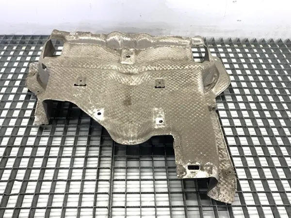 Värmesköld A1676801704 Mercedes GLE SUV OEM image 2