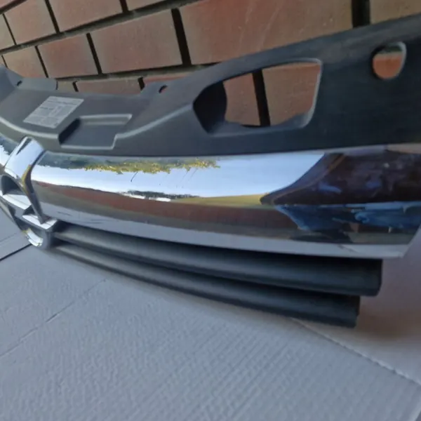Grille Opel Astra H OEM 13108463 Z157 - Occasion image 5