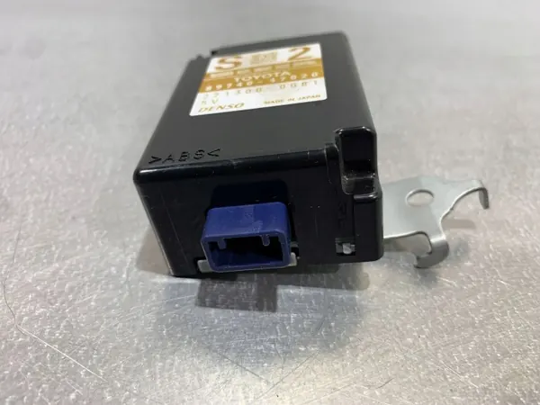 Module sans clé Toyota Prius OEM FBZ19242 image 2
