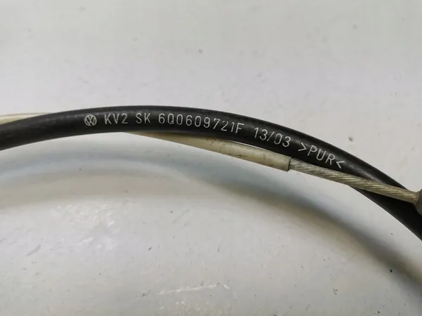 POLO 6Q Motorhuv Kabel 6Q0609721F image 2