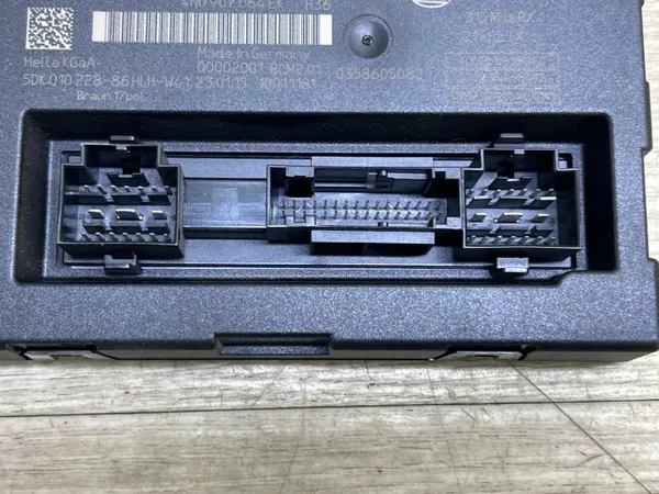 Módulo Confort VW OEM 4H0907064FK para Touareg 7P5 image 3