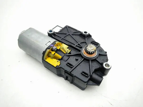 Maserati Quattroporte VI Schiebedachmotor OEM 1710004A image 3