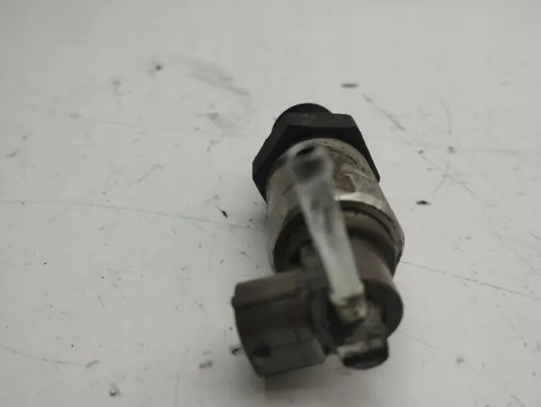 Régulateur Pression Carburant Lexus OEM CJ011264 - Occasion image 3