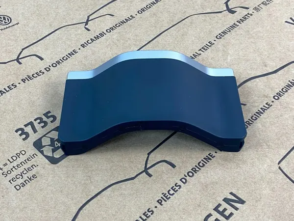 OEM 571864241 Insert de guantera para VW Tiguan III image 2