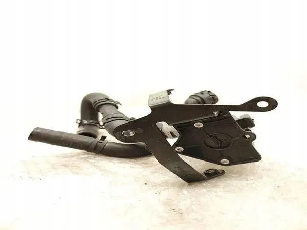 Porsche Macan Waterpomp OEM 8K0819147A - Gebruikt image 6