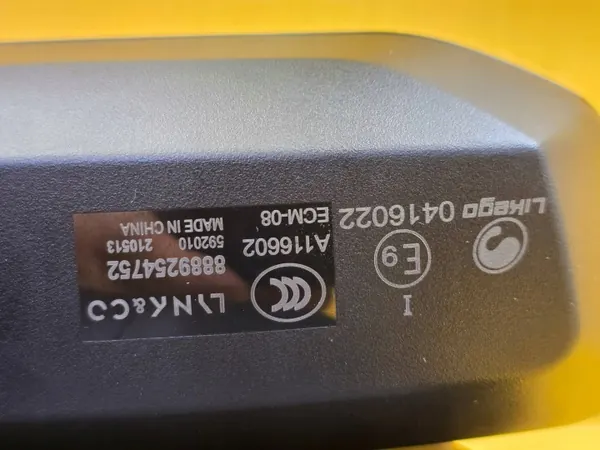 Lynk & Co 01 Taustapeili OEM 8889254752 image 8
