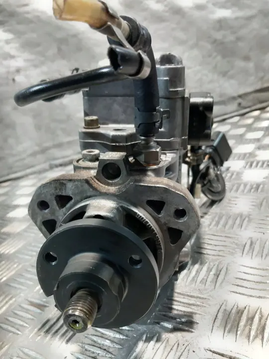 VW Golf IV 1.9 TDI insprutningspump OEM 0460404977 image 9