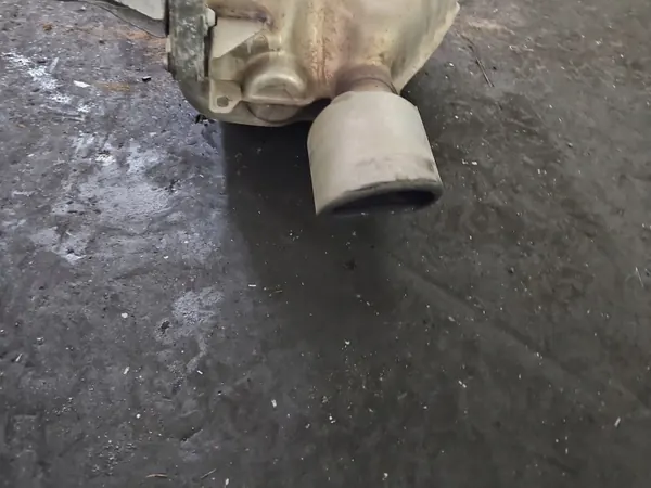 Audi Q5 08- Avgasljuddämpare OEM 8K0253411AH image 3