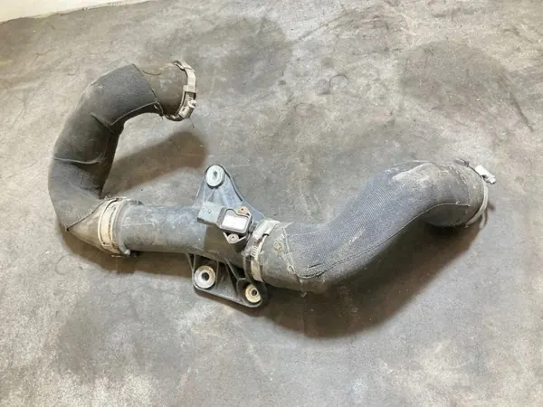Intercoolerpijp OEM 8K0145673E voor Audi A5 Cabrio image 4