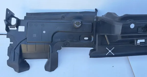 Lenkrad Luftansaugung BMW 5 G60 OEM 51749883900 image 3