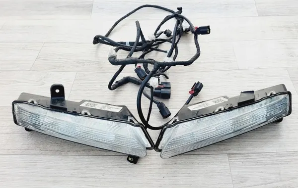 Luzes DRL OEM 92278833/92278832 para Holden Commodore 13-17 image 2