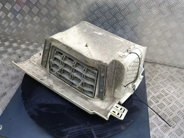 Marchepied gauche cabine DAF XF1 106 Euro 6 OEM 21721 image 4