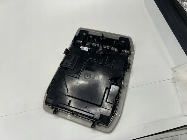 Plafonnier Skoda Octavia IV OEM 5H0959569J image 4