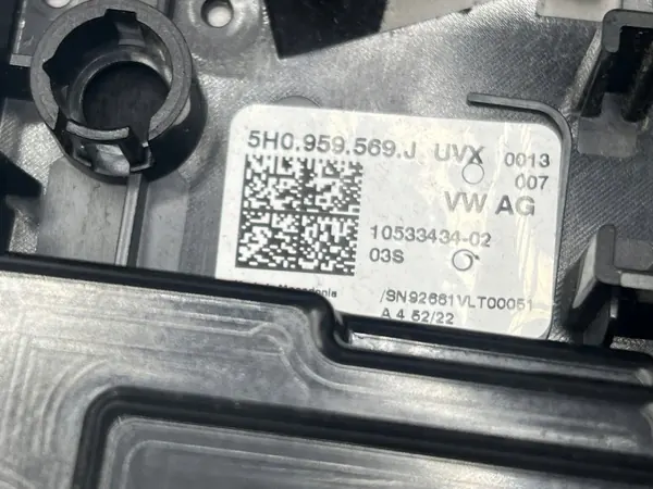 Plafonnier Skoda Octavia IV OEM 5H0959569J image 5