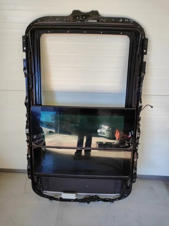 Toit Ouvrant BMW E91 - Pièce OEM BMW E91 SZYBERDACH Occasion image 2