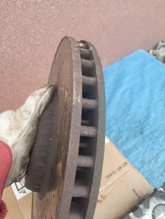 Mercedes W213 AMG Etujarrutuslevyt OEM 310126170803 image 8
