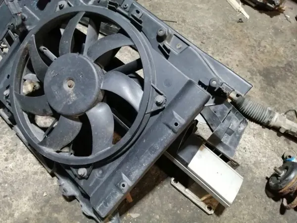 OEM 9650316080 ventilatorriem voor Citroen C4 2004-2008 image 4