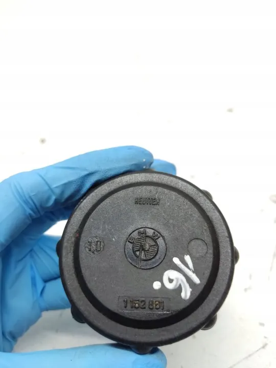 Expansionskärlslock Fram BMW 5 E28 OEM 1152861 image 5