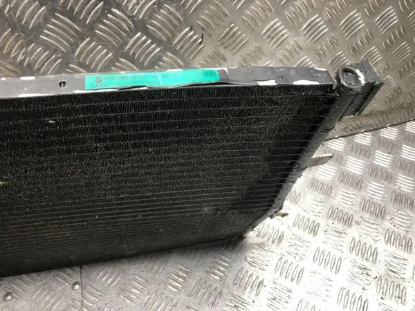 Condensador A/C OEM 8K0260401Q para Audi A4 B8 image 3