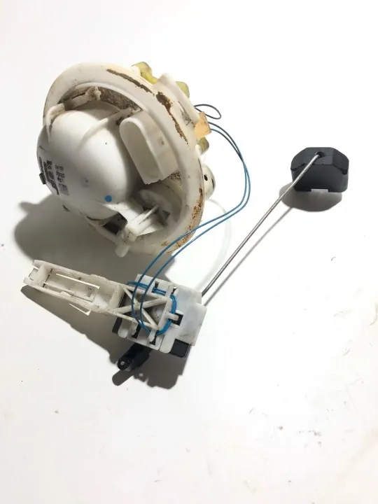 Kraftstofffilter mit Flansch OEM 7L8919679 - Gebraucht image 4