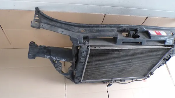 AUDI A6 C5 1.8T Voorstuurbekrachtiginglift - Gebruikt image 4