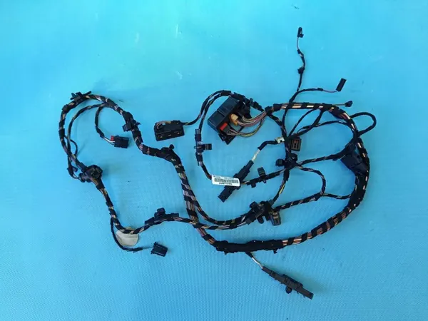 Harness OEM 3G0959831B para maletero VW Tiguan image 2