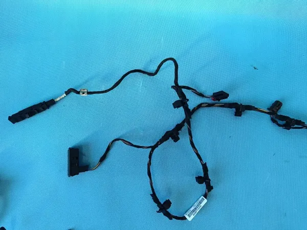 Harness OEM 3G0959831B para maletero VW Tiguan image 10