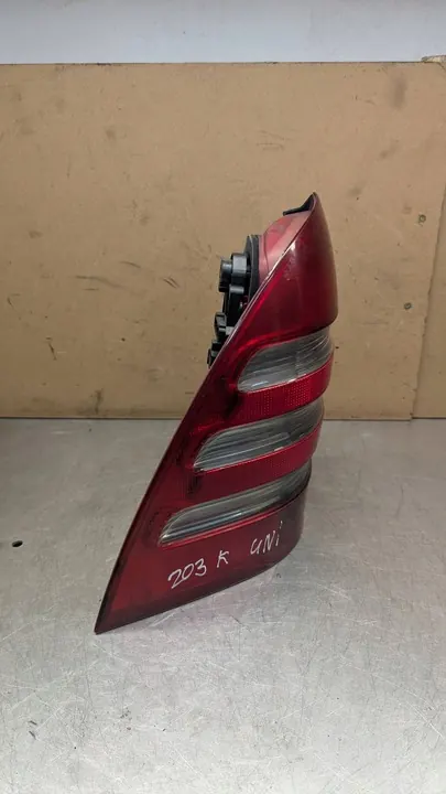 Vänster Bakljus Mercedes C W203 Kombi 2038201164 image 2
