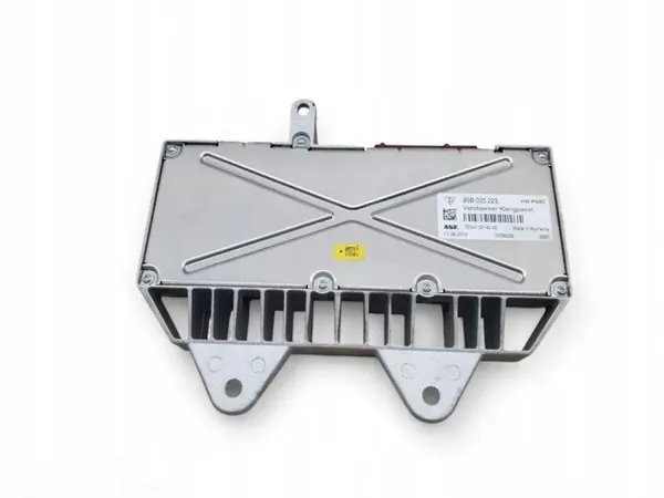 Porsche Macan Versterker OEM 95B035223 - Gebruikt image 2