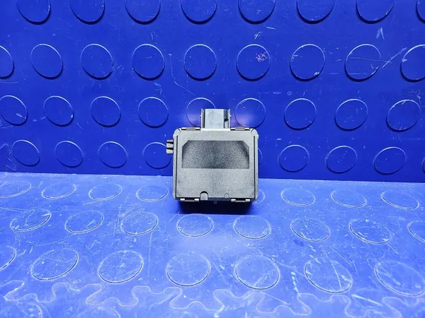 Capteur Radar OEM 4M0907566E - Arrière Droit Audi image 2