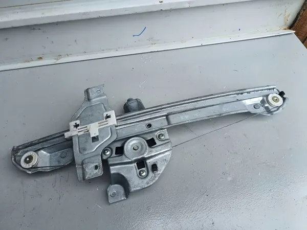 Elevador de vidro dianteiro direito PEUGEOT 2008 I 208 9816402080 image 4