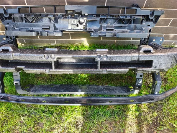 VW GOLF VIII 8 Refuerzo Frontal 5H0 image 4