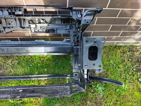 VW GOLF VIII 8 Refuerzo Frontal 5H0 image 8