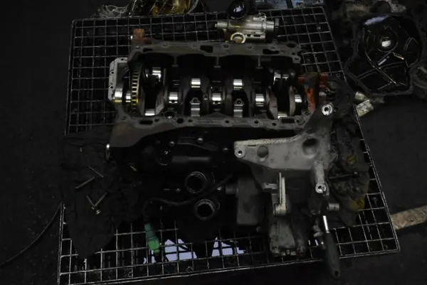 Bloc Moteur Inférieur CDH Audi A4 B8 1.8 TFSI image 6