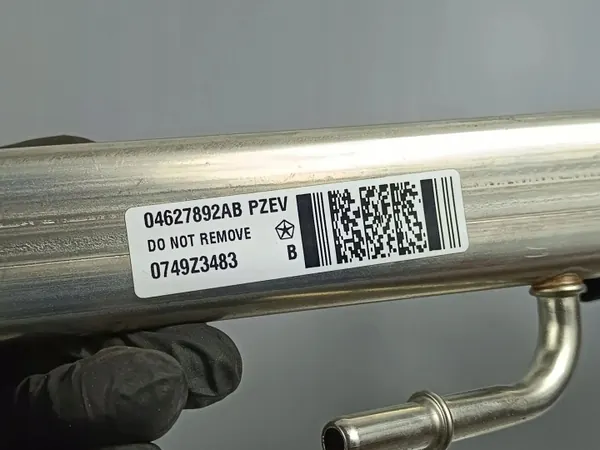 Conduto combustível Jeep Cherokee OEM 04627892AB - Usado image 6