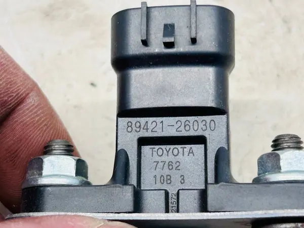 Yaris III Lift 1.5 VVTi Air Pressure Sensor 89421-26030 image 4