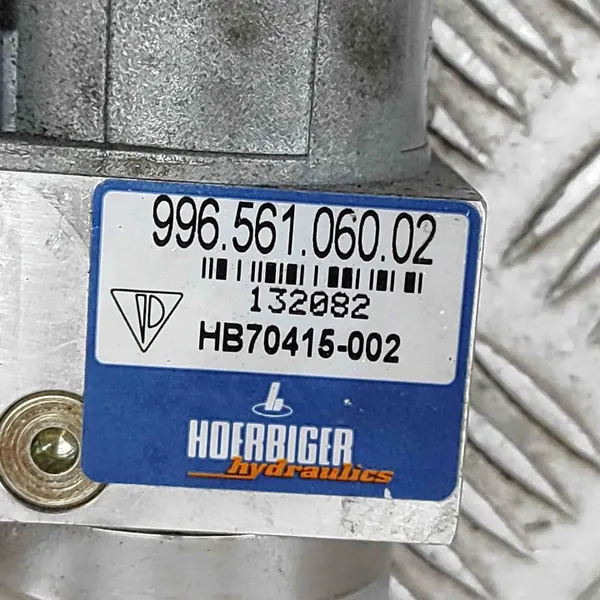 Bomba hidráulica Porsche OEM 99656106002 - Usada image 6