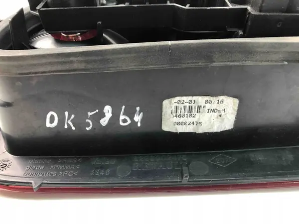 Luz trasera izquierda RENAULT LAGUNA II image 3