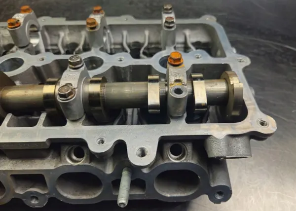 Cabeçote Hyundai Kia 1.4 16V OEM X221112B001 image 4