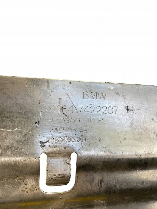 BMW 3 G20 G21 Vorderer Gurtschoner OEM 7422287 image 6