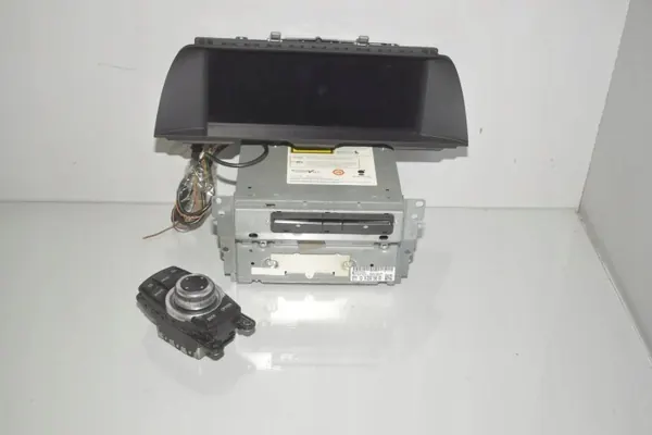Écran de navigation OEM 9243897 pour BMW 5 F10 image 2