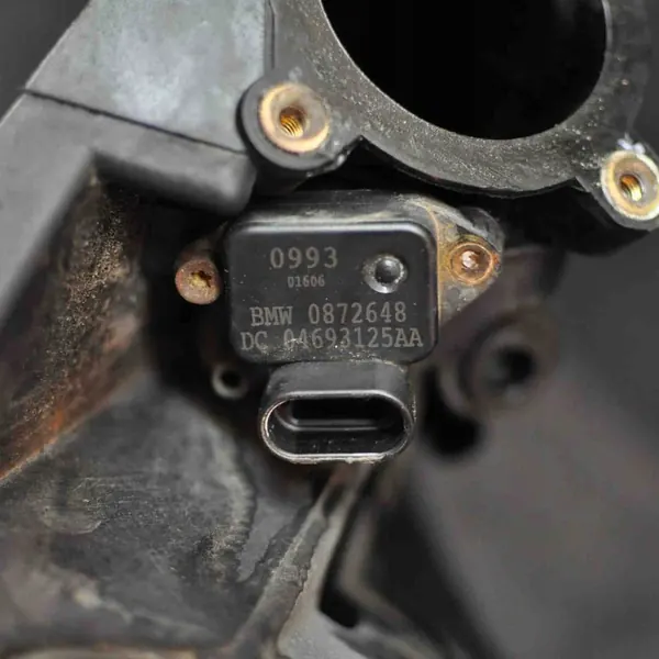 MINI COOPER INTAKE MANIFOLD R50 R53 1.6L OEM 04777846AE0872648 image 5